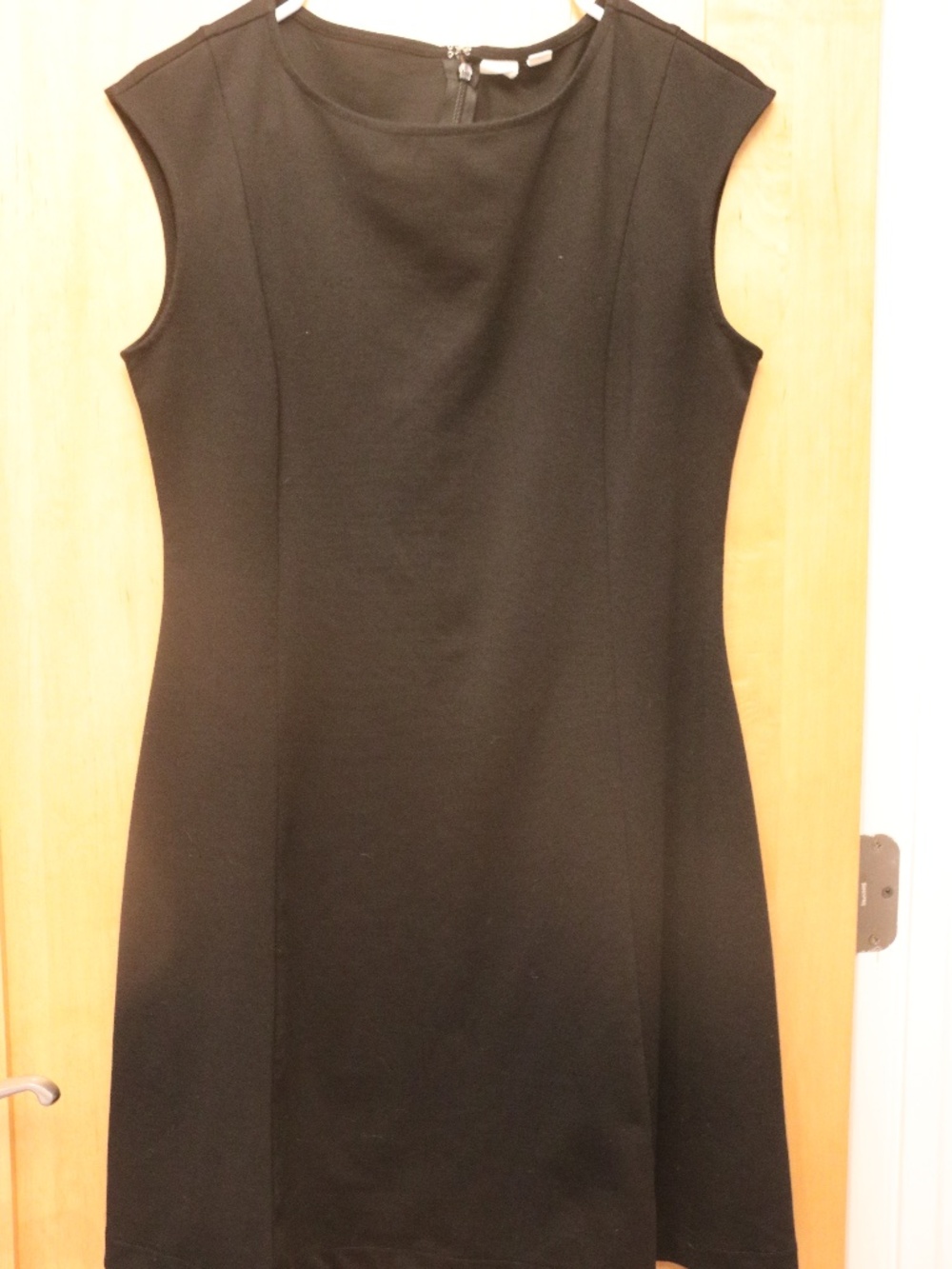 GAP Premium Soft Cap Sleeve Fit and Flare Dress, Size 8